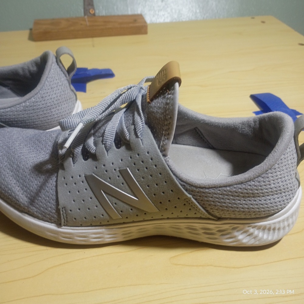 New Balance Fresh Foam Roav Sneakers Women Size 9 Grey Athletic Running Shoes